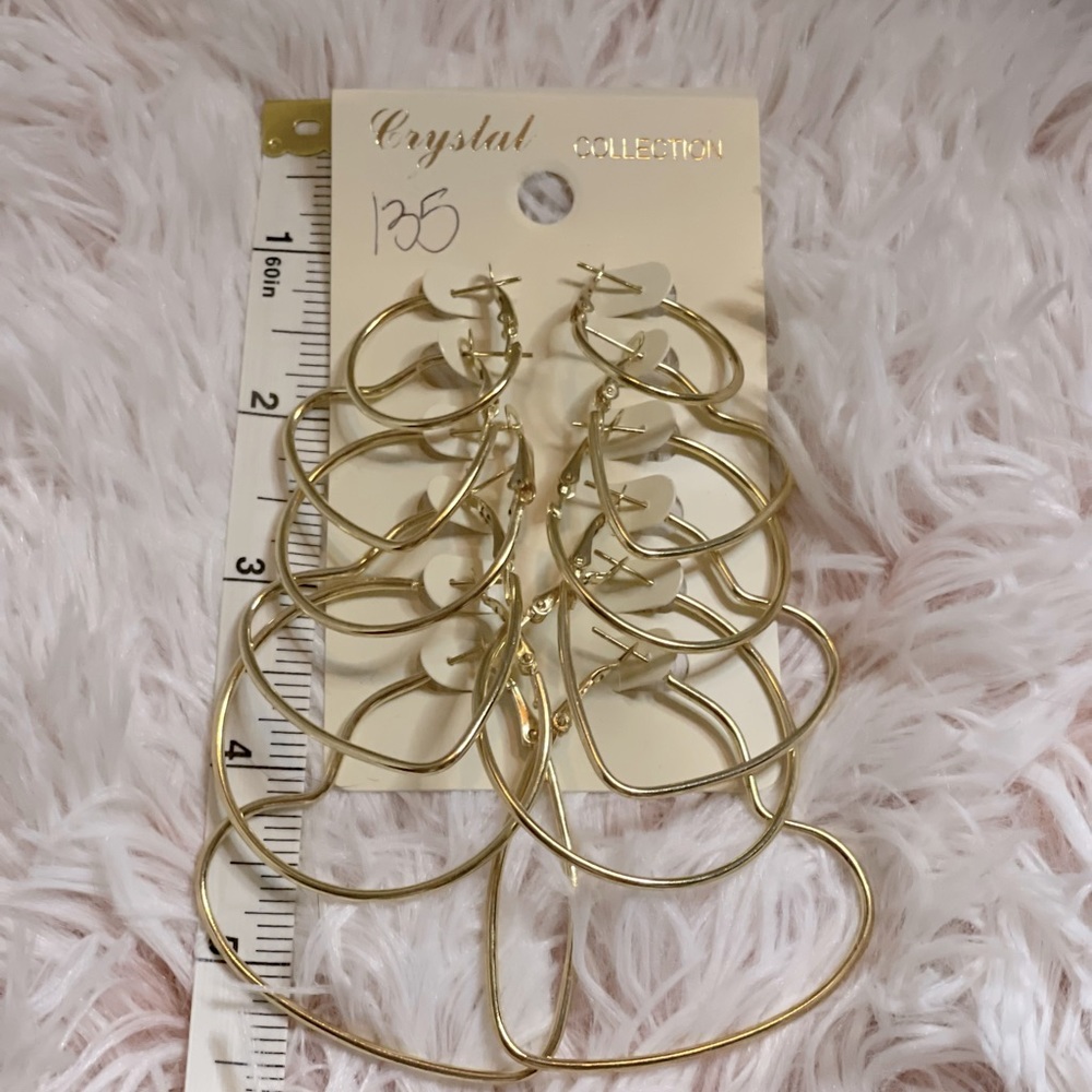 Earrings 6 pair New!!